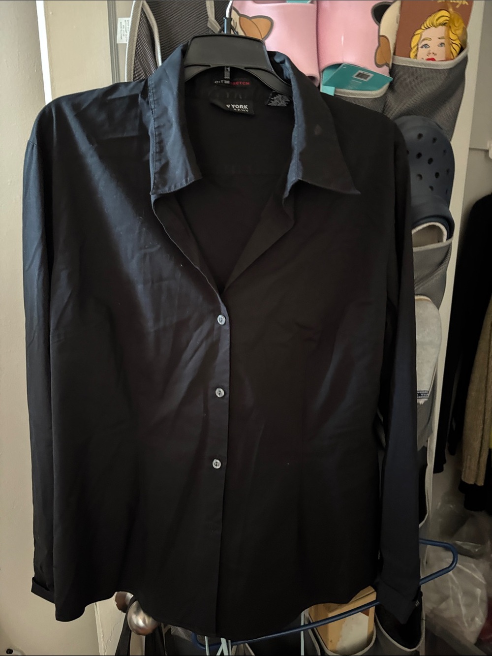 New York & Company Black Long-Sleeve Button-Up Shirt